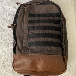 Fossil backpack leather & Samsonite toiletry bag